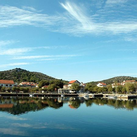 Apartman More Szybenik Zewnętrze zdjęcie