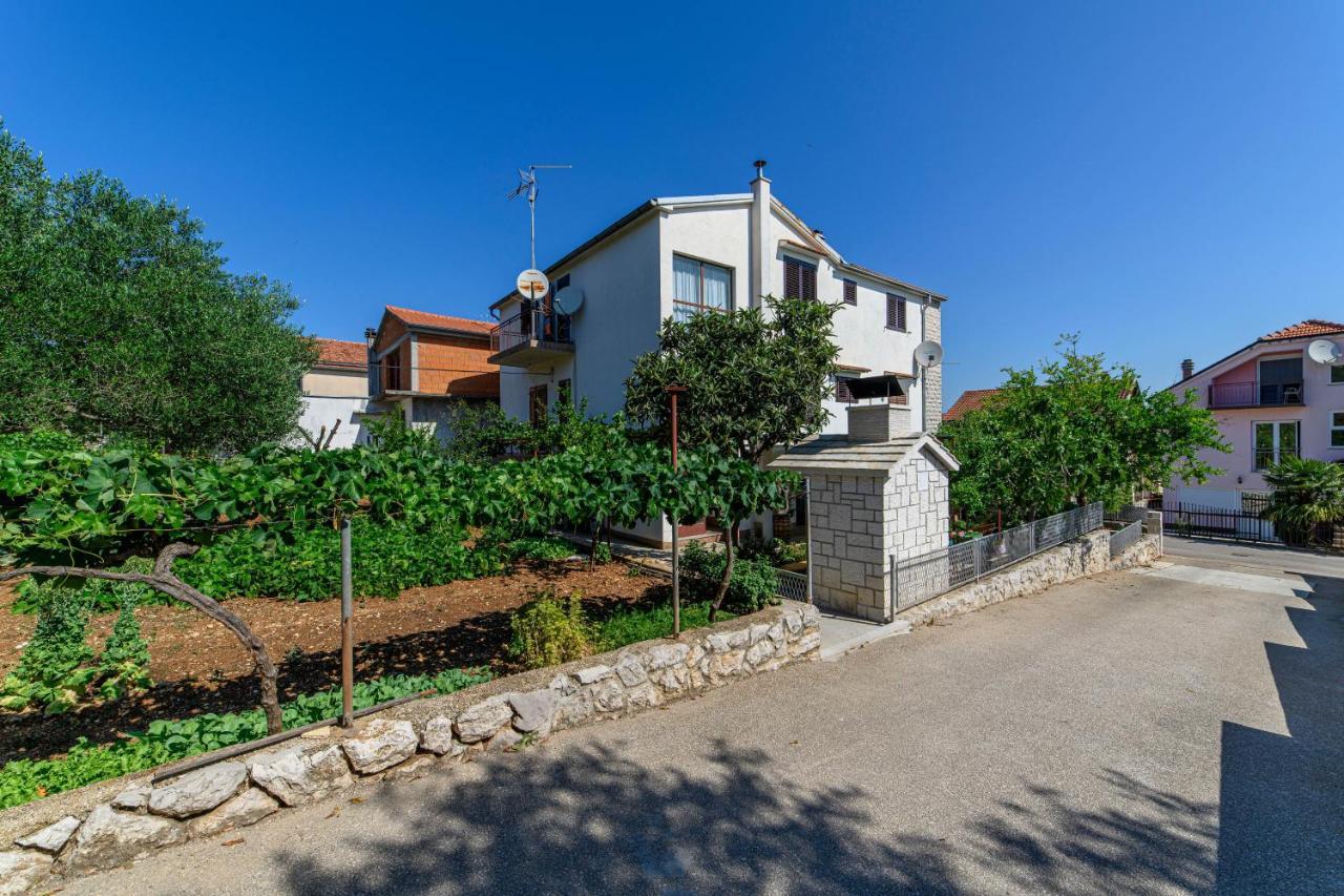 Apartman More Szybenik Zewnętrze zdjęcie
